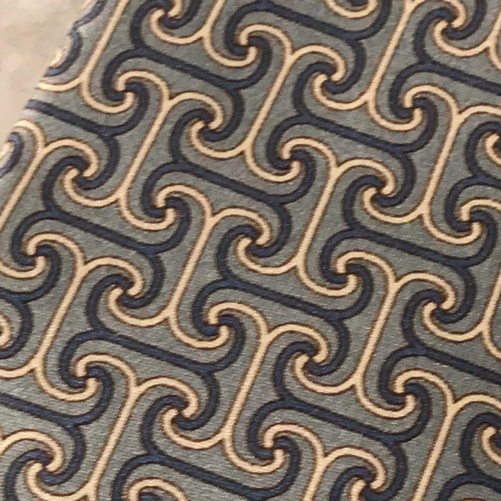 Roundtree‎ & Yorke Silk Tie Mens Blue Silver Geometric Designer Necktie Lux USA